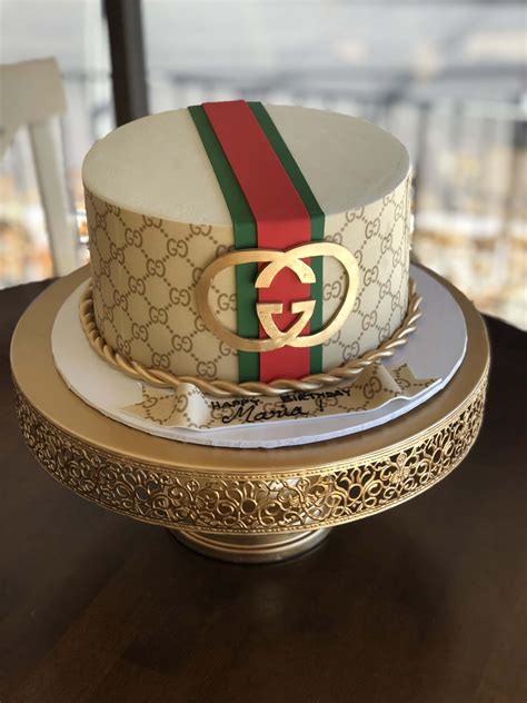 gucci cake designs.